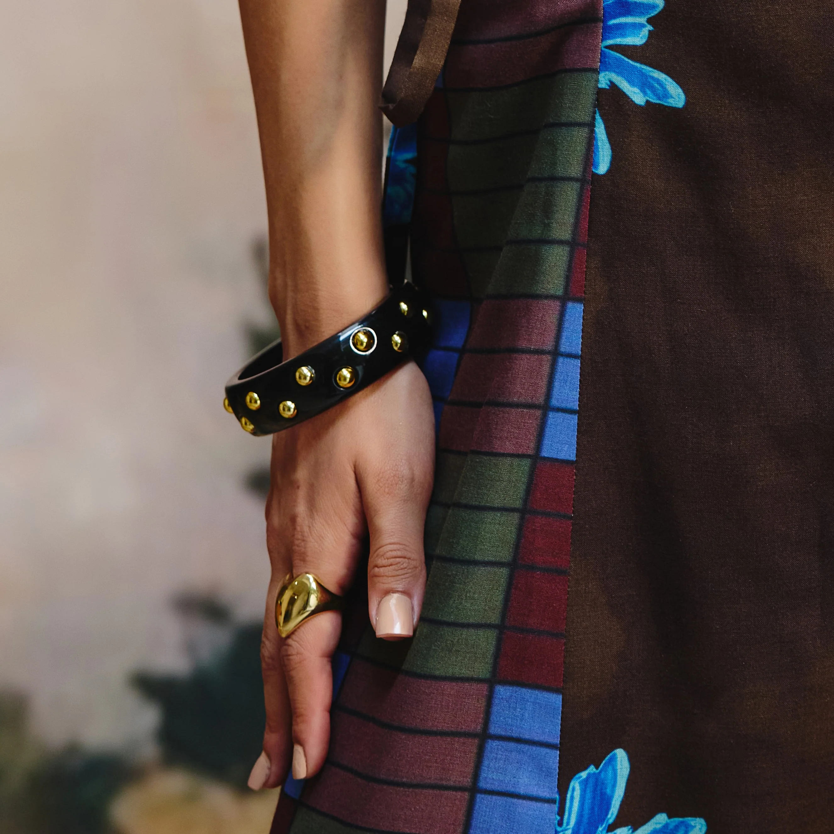 Alex Resin with Studs Bracelets - Image 5