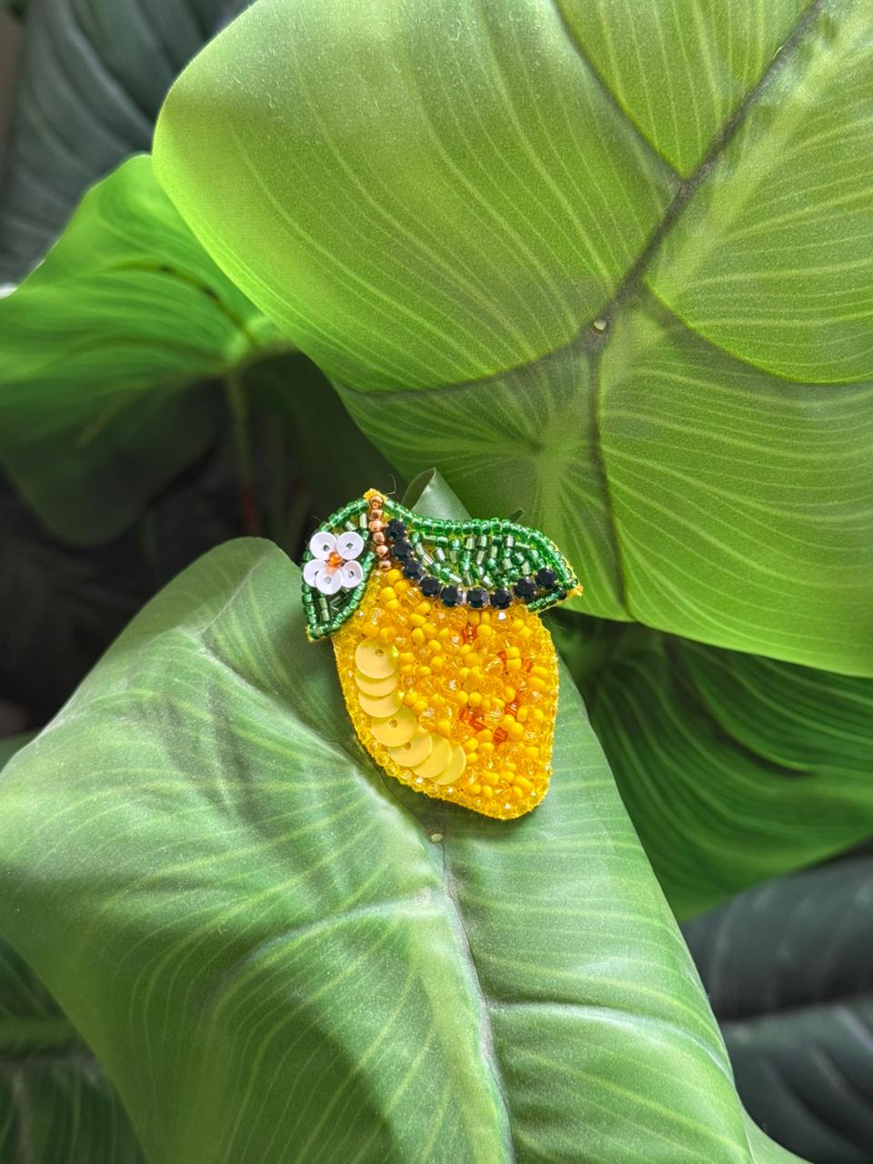Lemon Handmade Beaded Brooch - Image 2