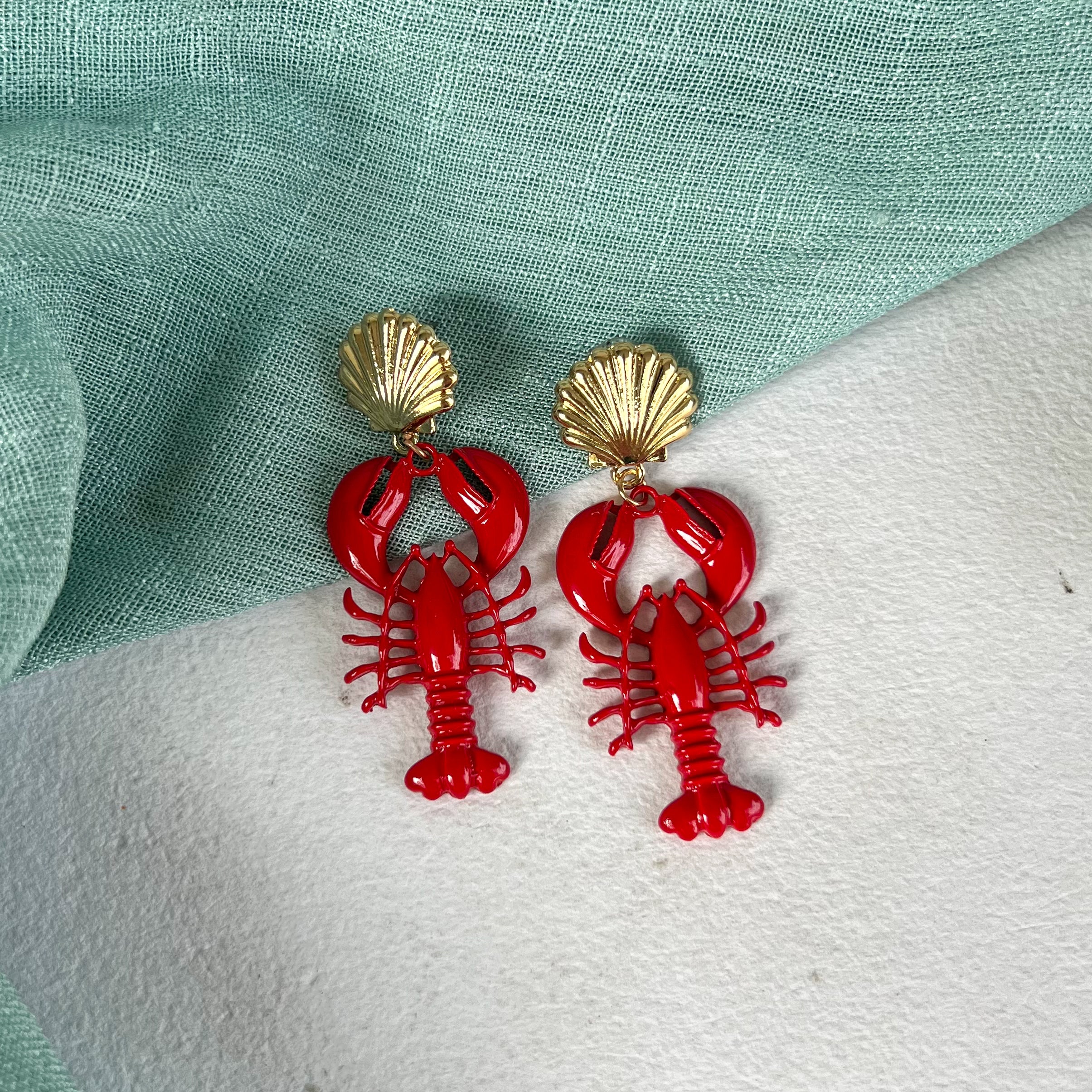 Crab Shell Alloy Earring - Image 3