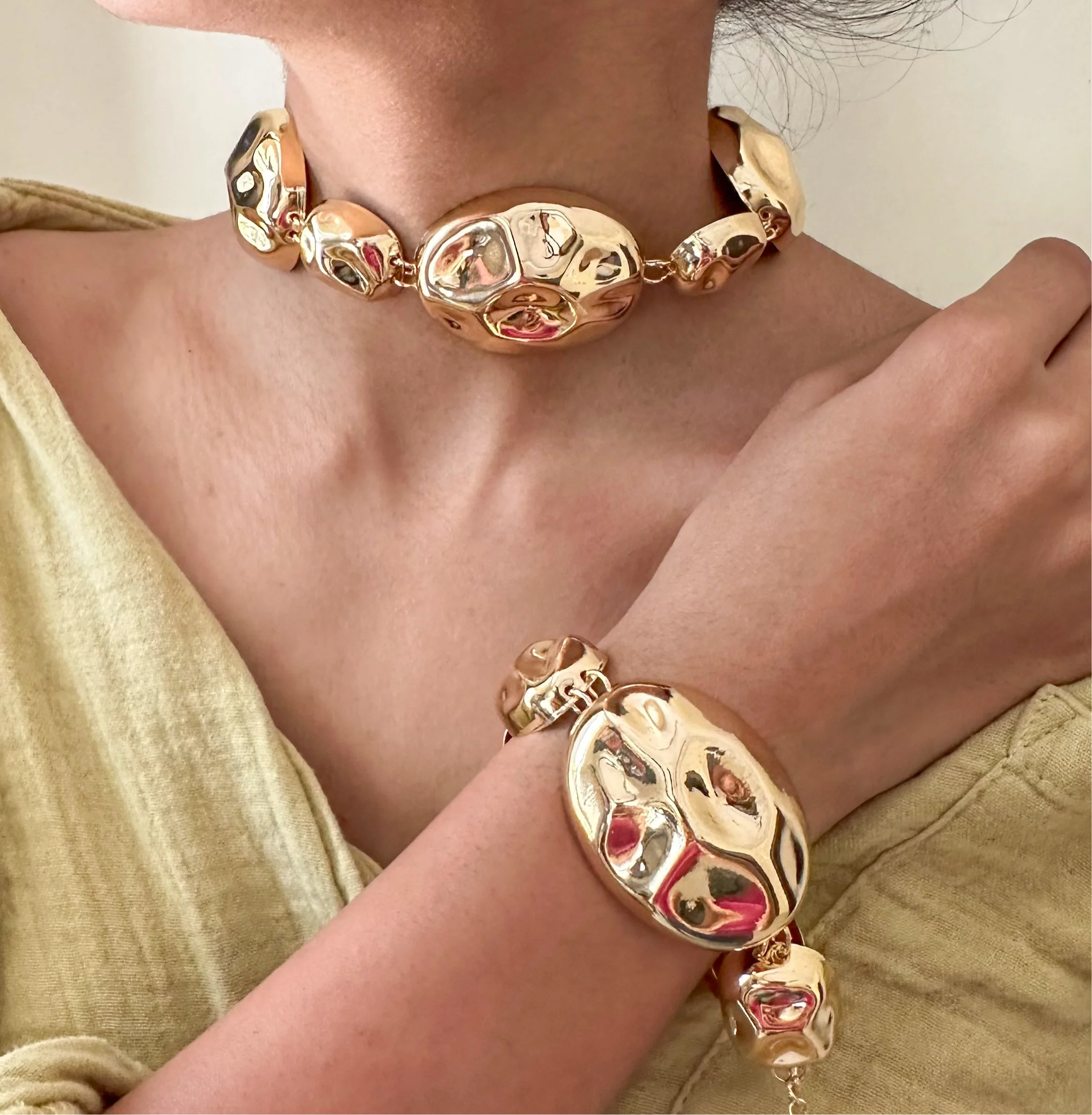 Geometric Gold Bold Statement Set - Image 5