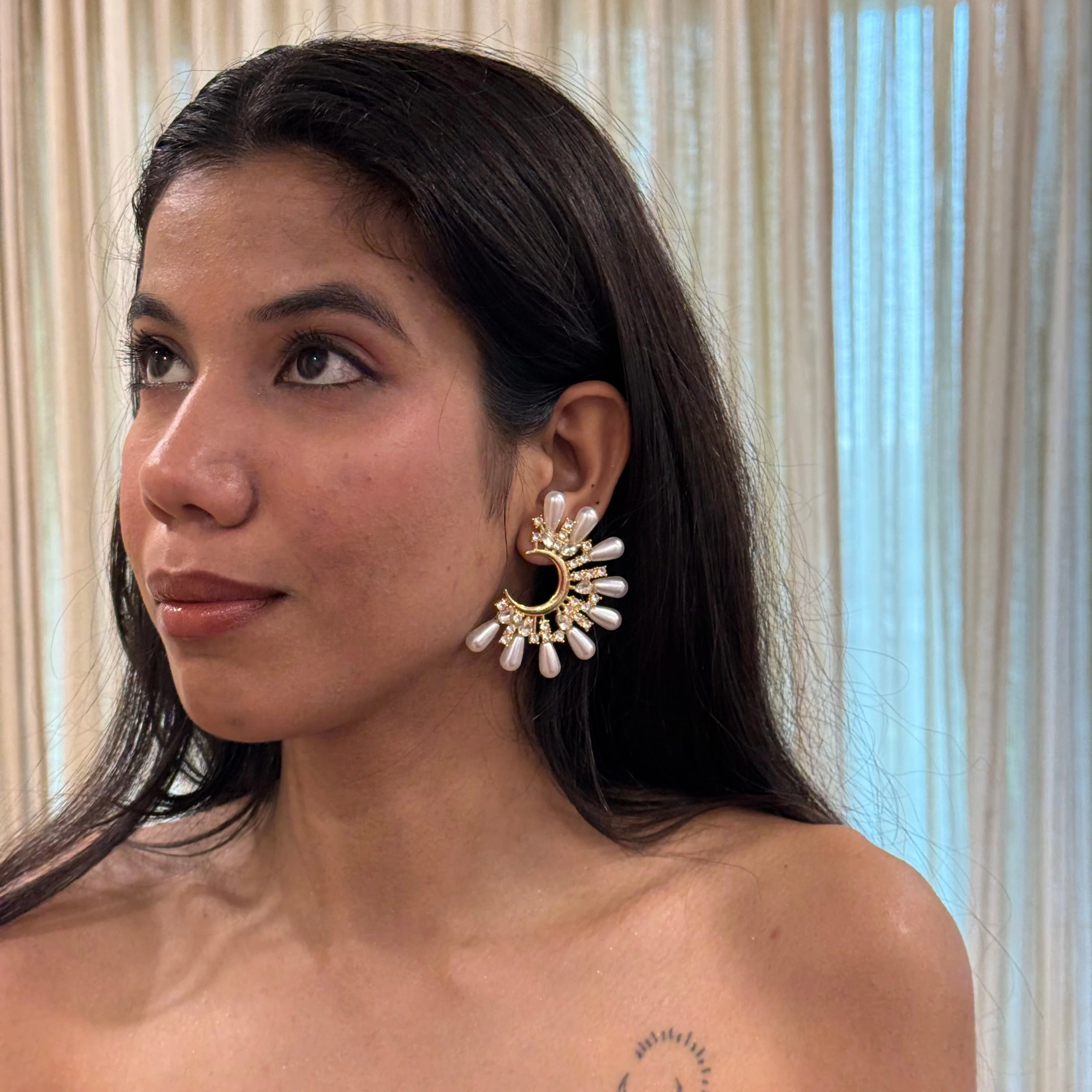 Celeste Pearl & Rhinestone Metal Studs - Image 4