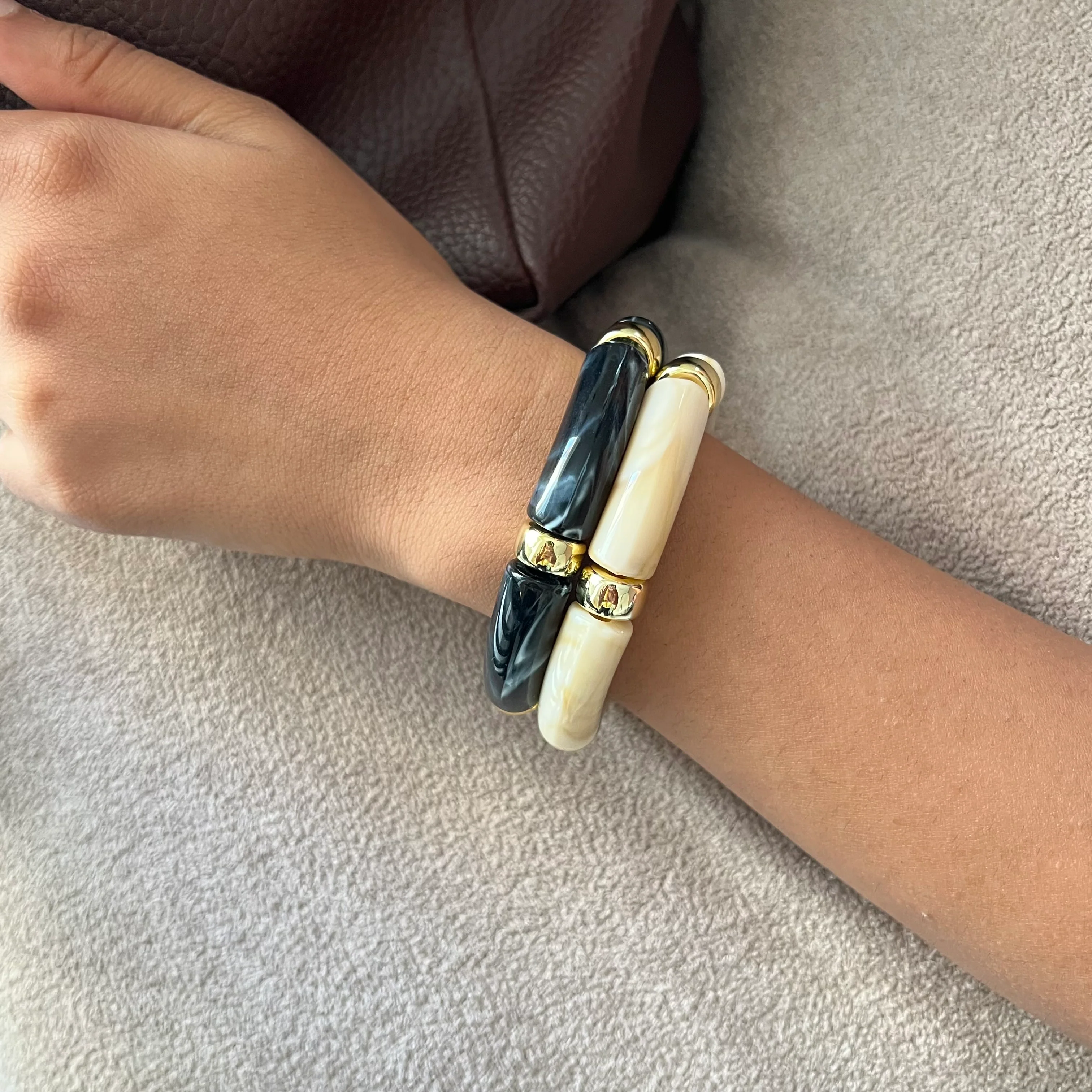 Retro Acrylic Bracelet Set - Image 4