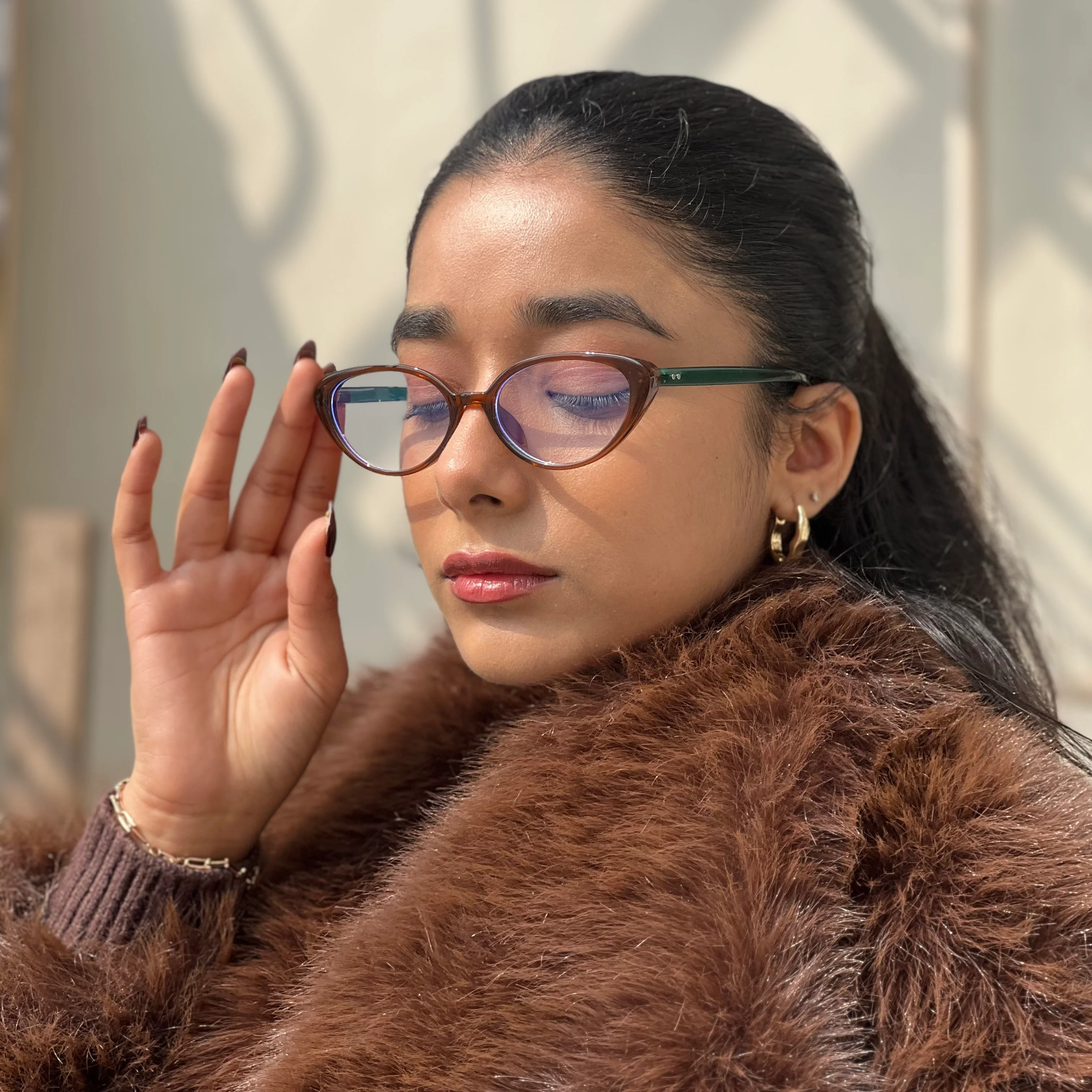 Cat-Eye Frame - Image 5