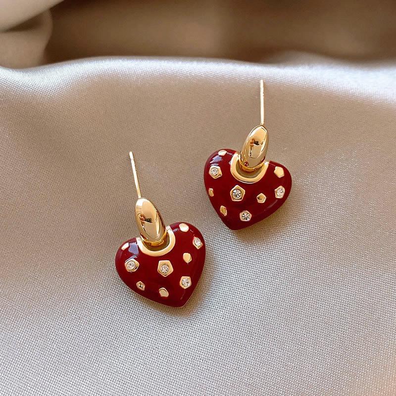 Scarlet Red Heart Earring - Image 2