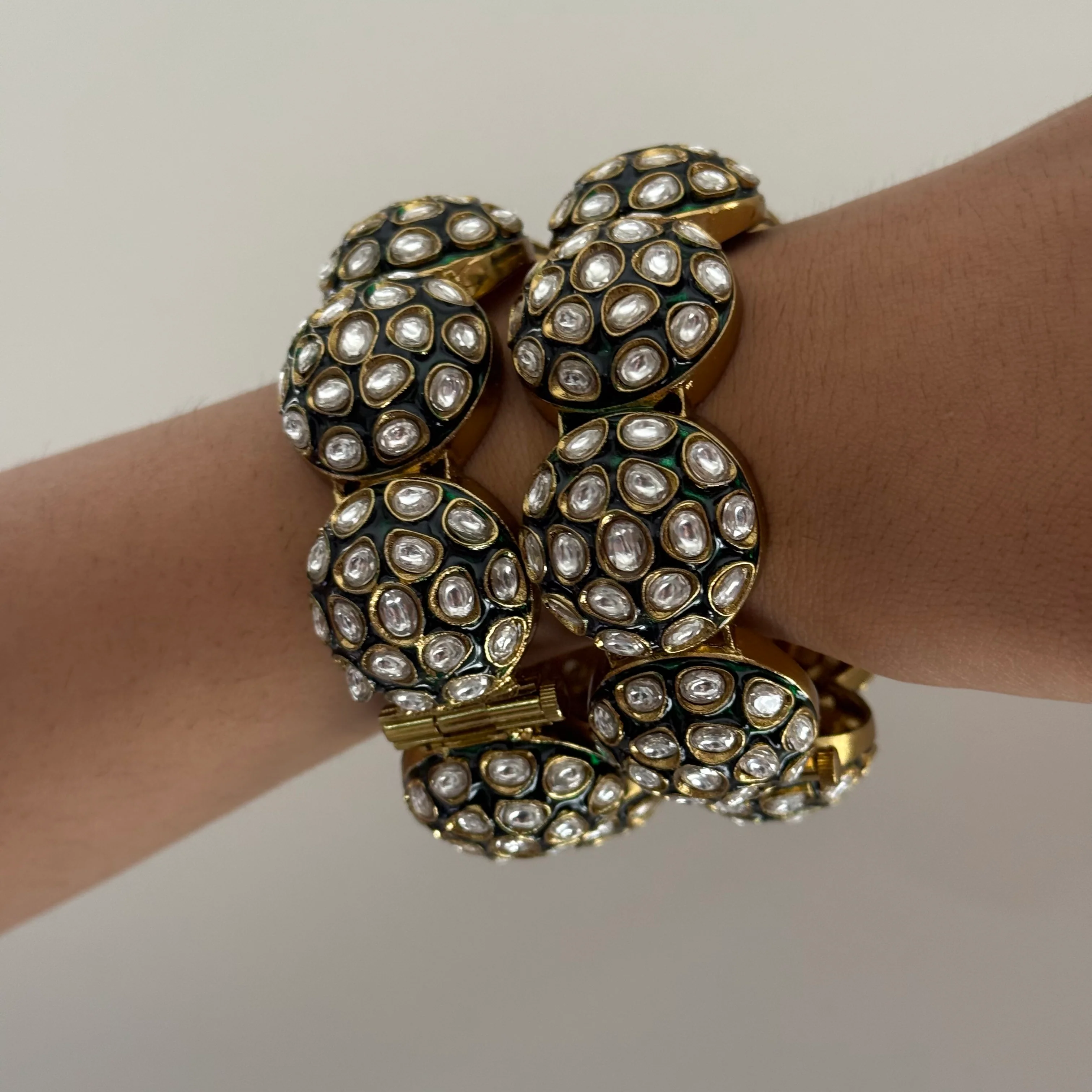 Rani Heritage Single Bangle - Image 3