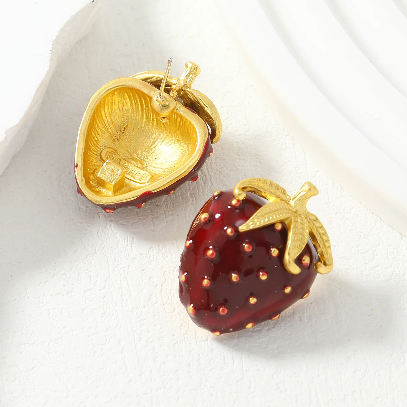 Strawberry Metal Studs - Image 15