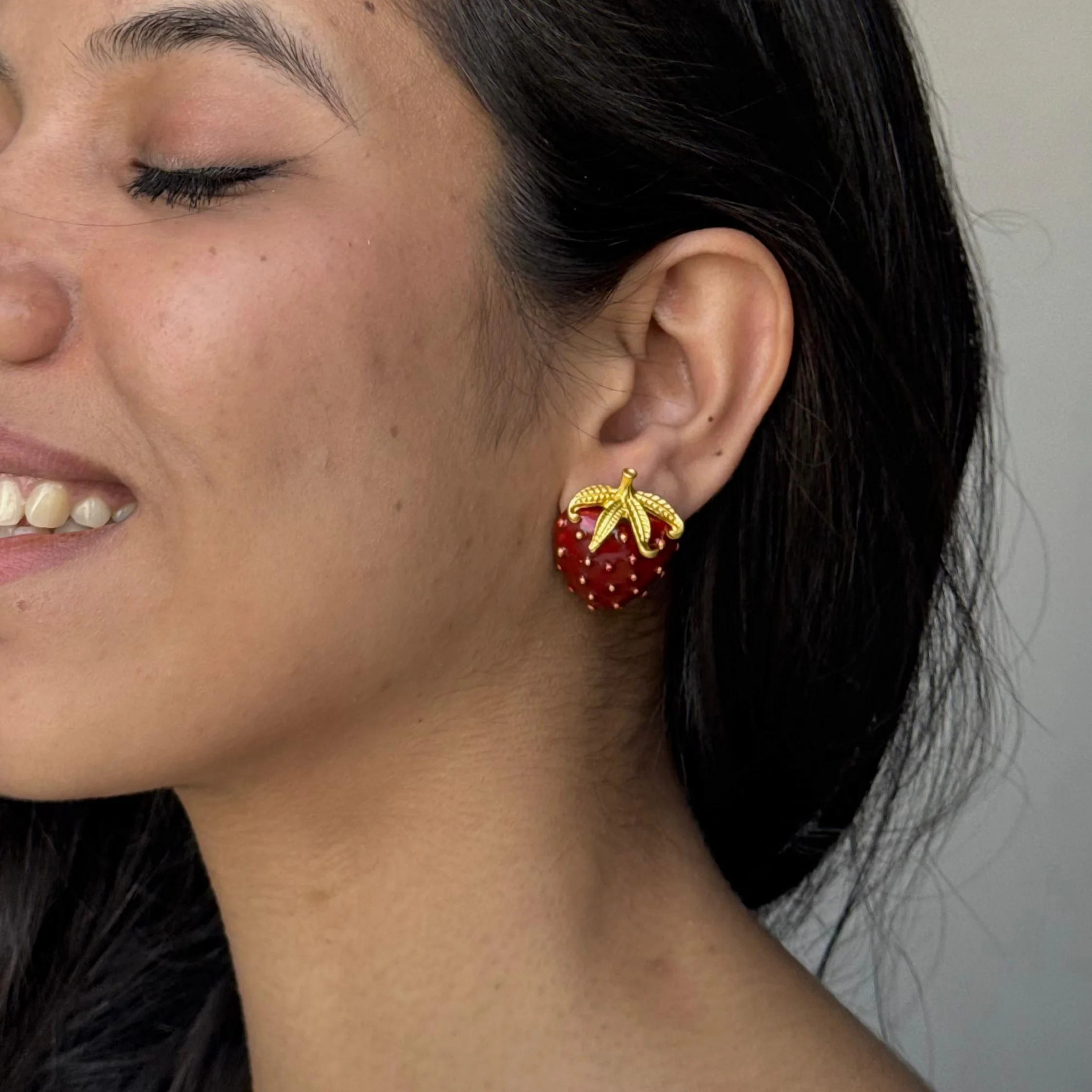 Strawberry Metal Studs - Image 4