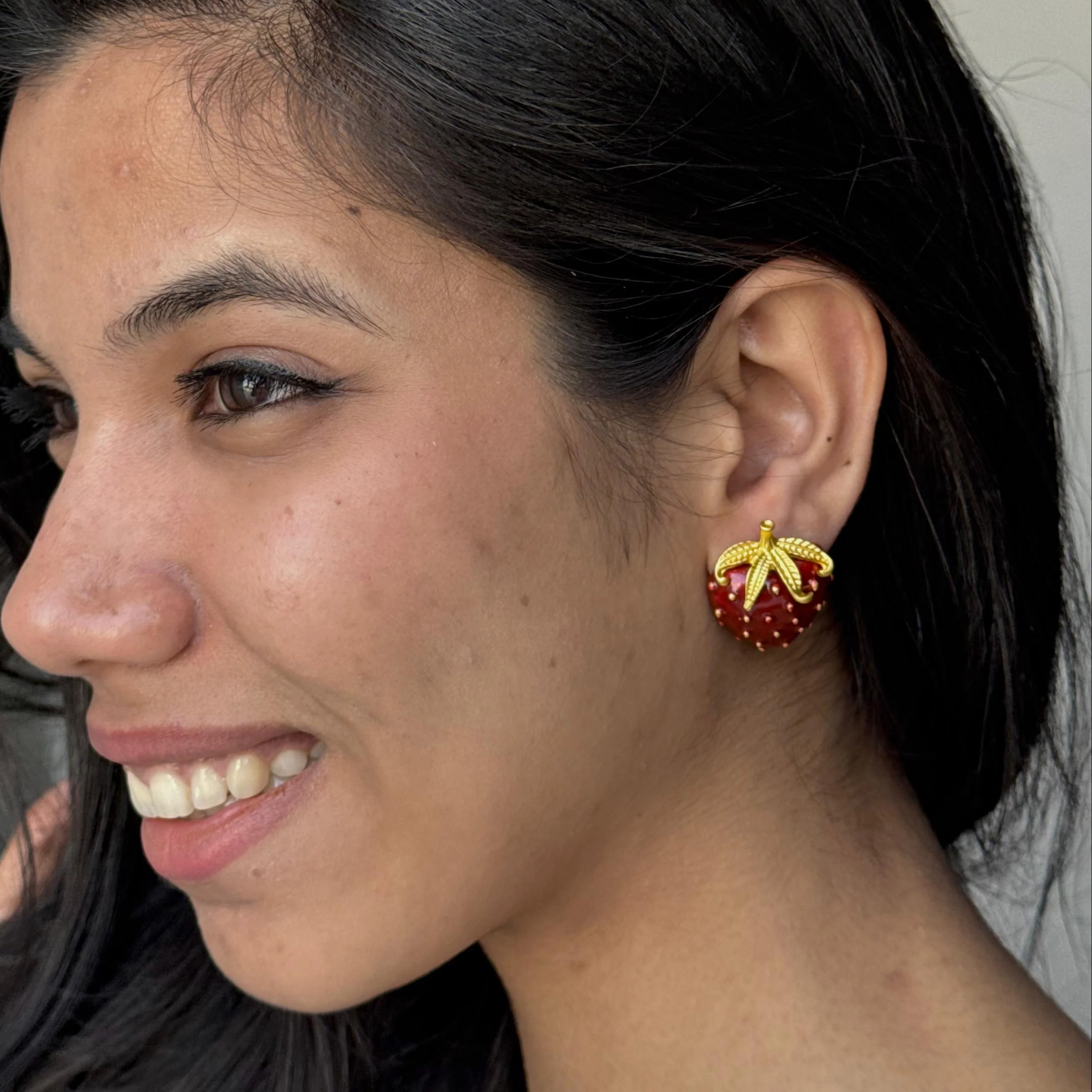 Strawberry Metal Studs - Image 6