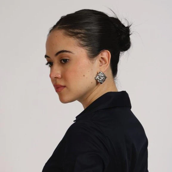 Swidele Metal Stud Earring - Image 4