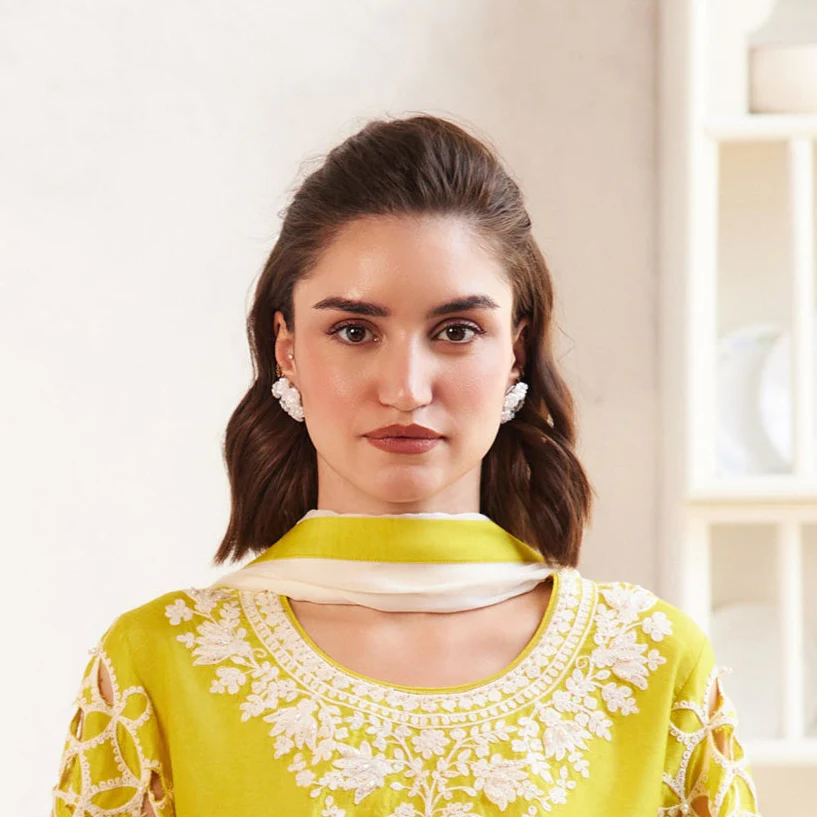 Waheeda White Studs - Image 8